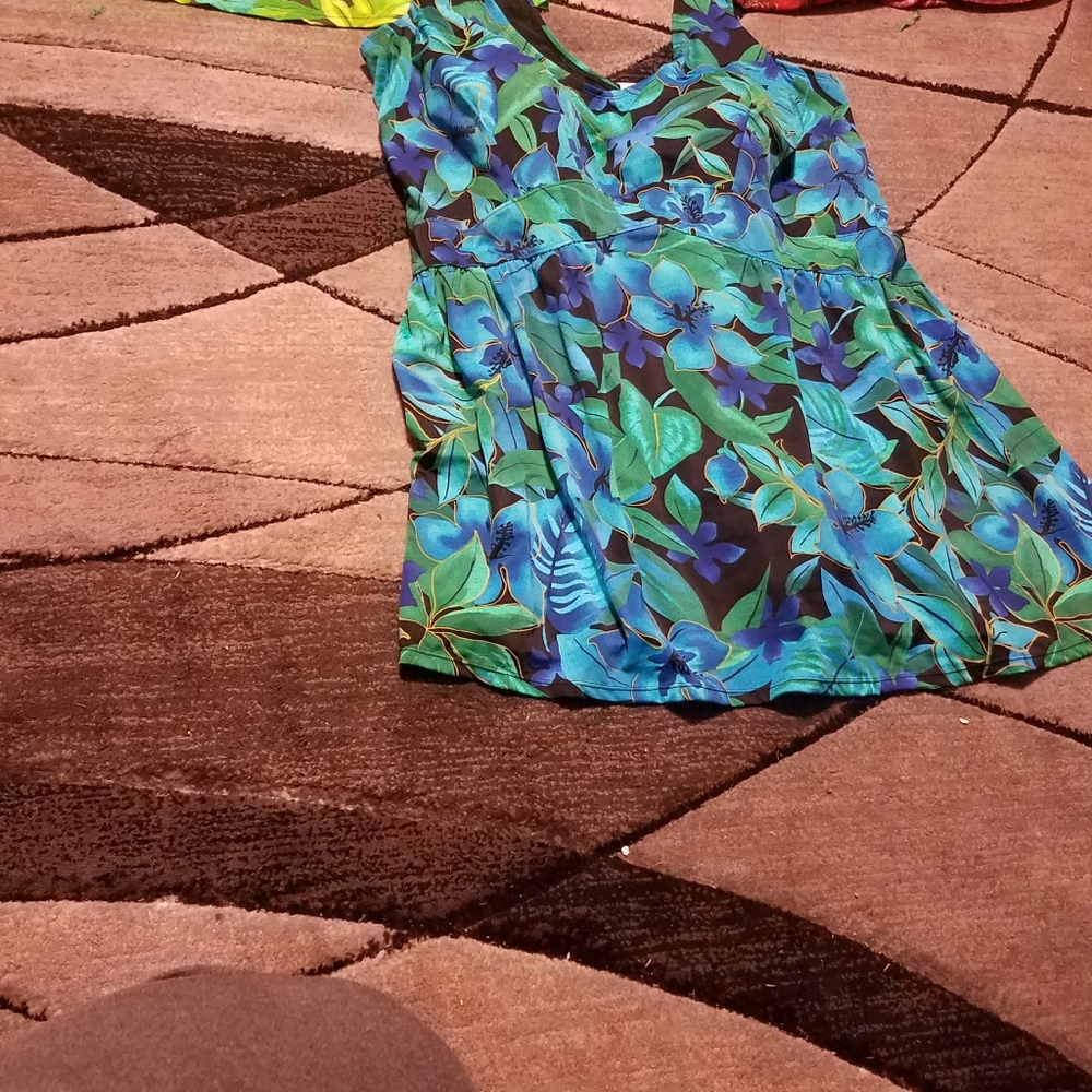 Bathing suit